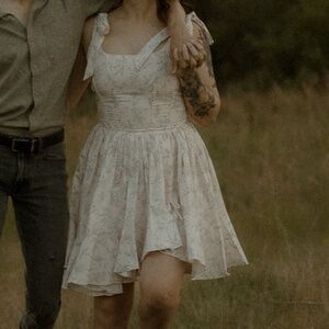 Light Floral Tie-Shoulder Sundress in Cream